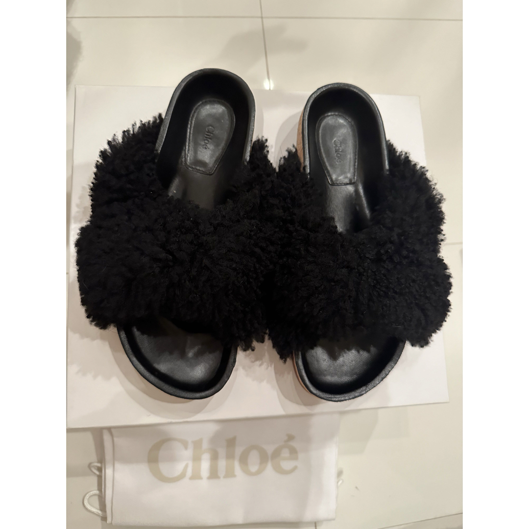 Chloe(クロエ)のChloe ファーサンダル　37 レディースの靴/シューズ(サンダル)の商品写真