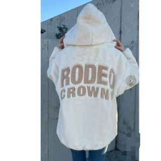 ロデオクラウンズ(RODEO CROWNS)のロデオクラウンズワイドボウル　エコファーロゴブルゾン　新品(ブルゾン)