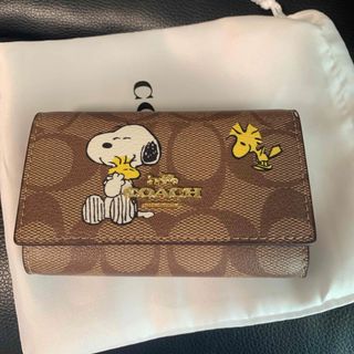 コーチ(COACH)のコーチスヌーピーキーケース(キーケース)