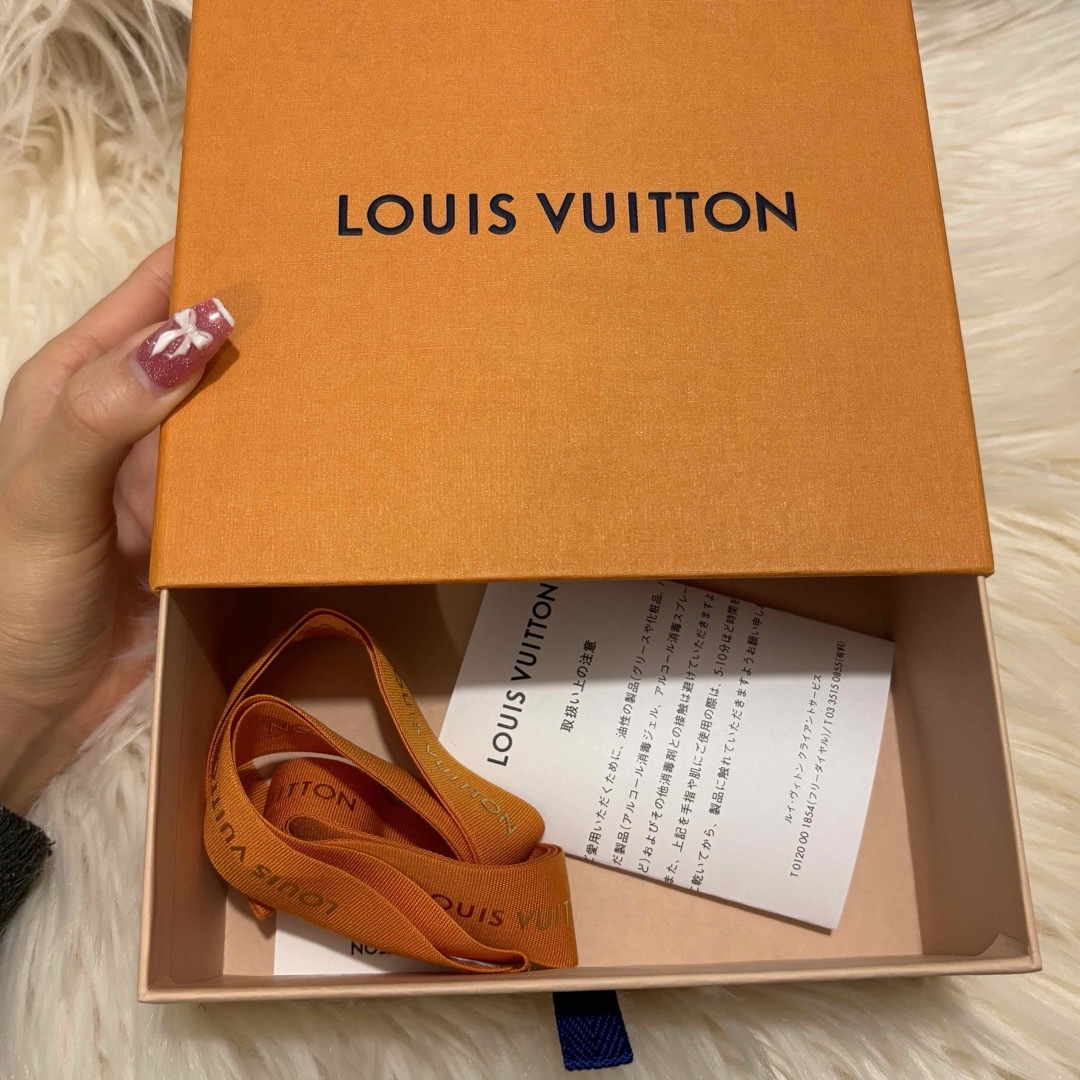 LOUIS VUITTON(ルイヴィトン)の♡LOUIS VUITTON♡ 空箱3点 インテリア/住まい/日用品のオフィス用品(ラッピング/包装)の商品写真