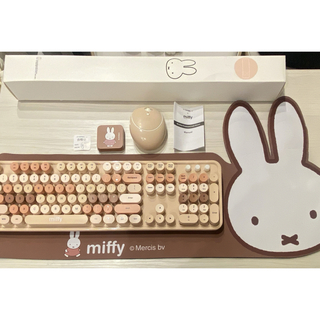 ミッフィー(miffy)のミッフィー  キーボード＆マウス＆パッド セット(PC周辺機器)
