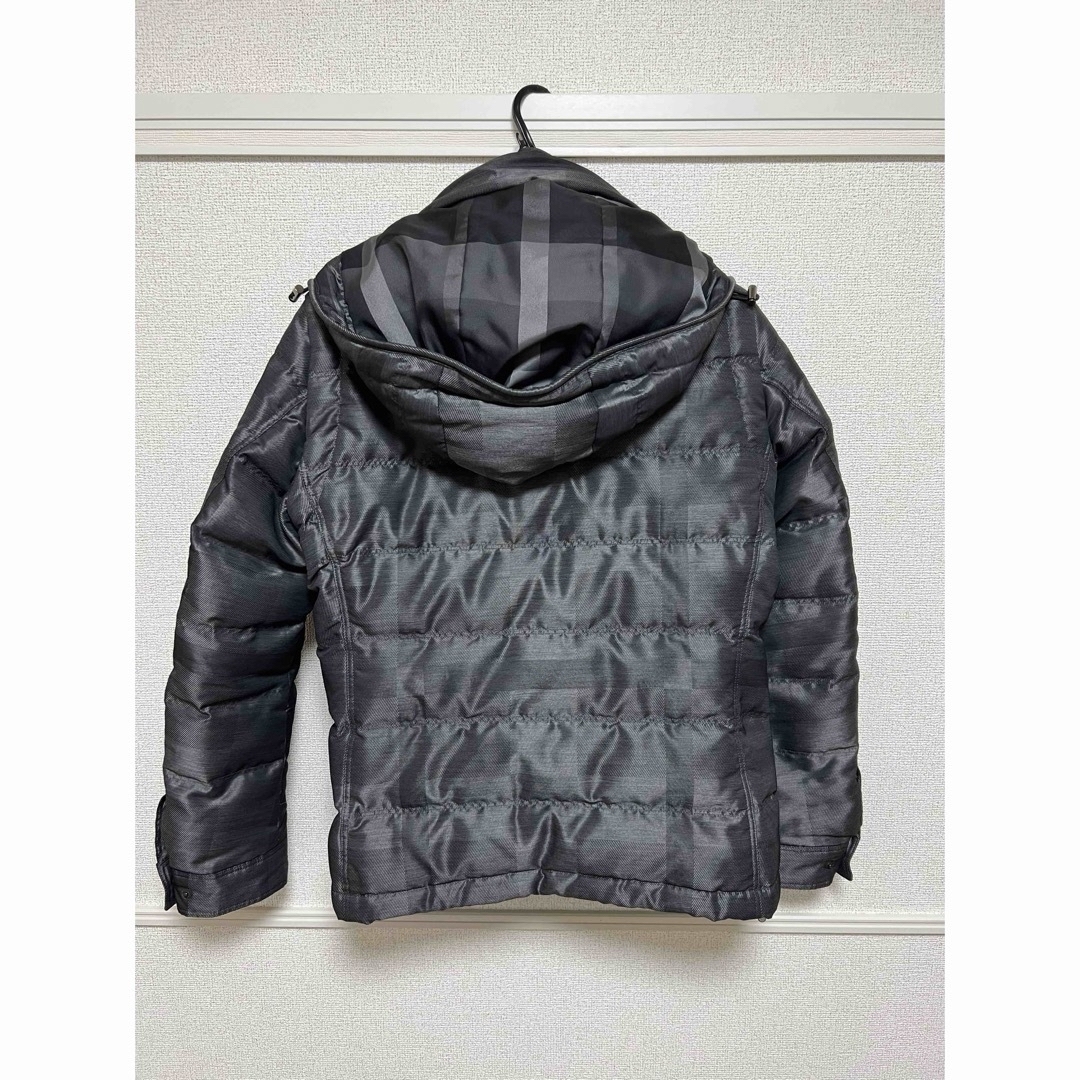 BURBERRY BLACK LABEL(バーバリーブラックレーベル)のバーバリーブラックレーベルダウンジャケットホワイトグース95%美品 メンズのジャケット/アウター(ダウンジャケット)の商品写真