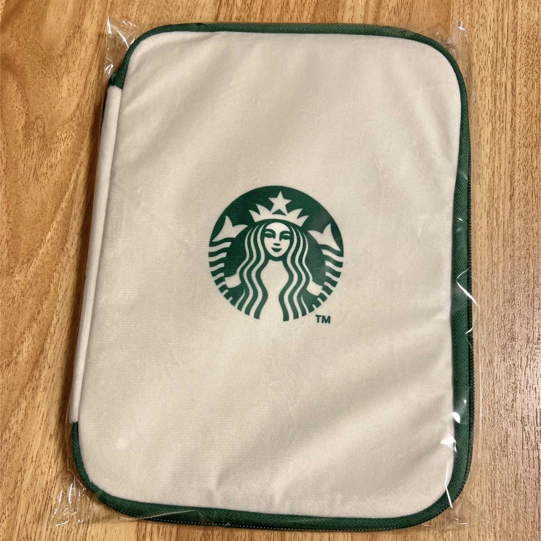 Starbucks(スターバックス)のスターバックス福袋2024 リバーシブルマルチケース レディースのファッション小物(ポーチ)の商品写真