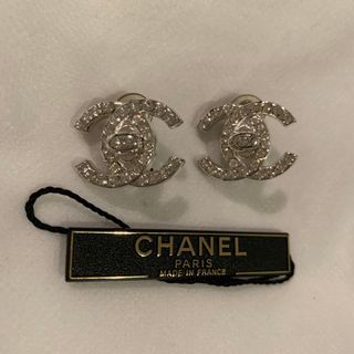 CHANEL - シャネル イヤリング ディアドロップ 雫 パール ココの通販 ...