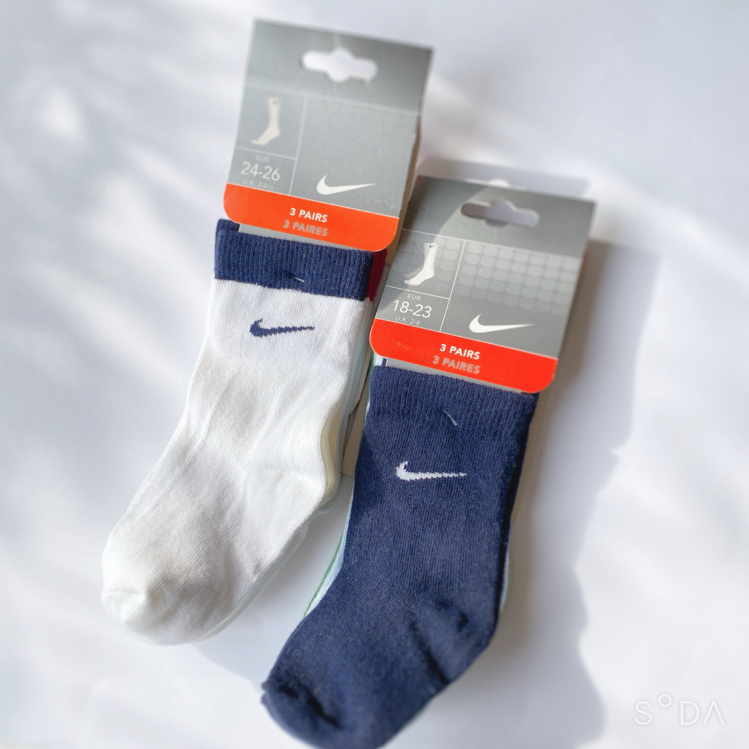 NIKE(ナイキ)の靴下　ソックス3足セット　2点　ナイキ　キッズ　子供　新品　送料無料 キッズ/ベビー/マタニティのこども用ファッション小物(靴下/タイツ)の商品写真