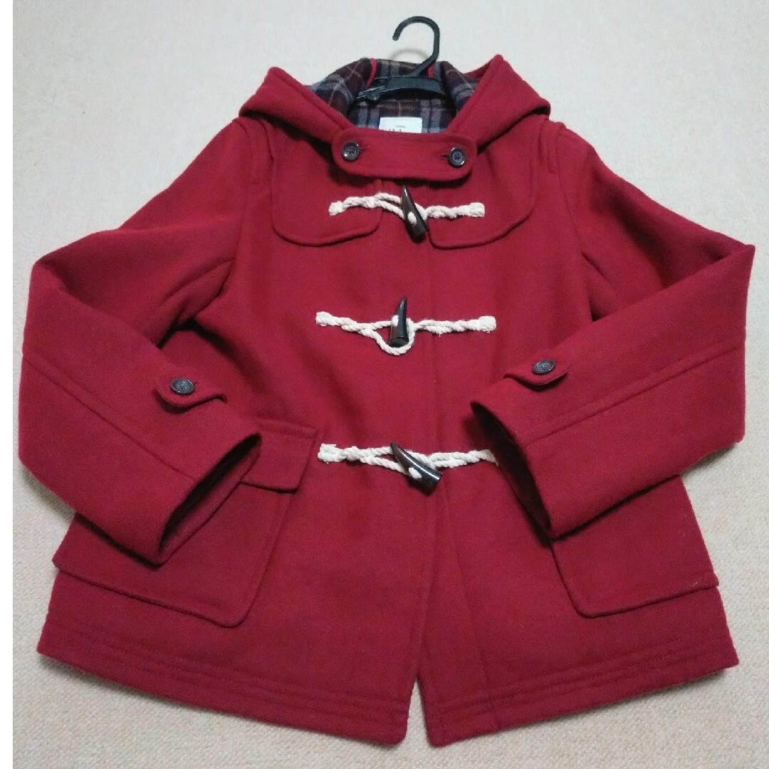 ikka(イッカ)のイッカ　ダッフルコート　赤　M レディースのジャケット/アウター(ダッフルコート)の商品写真