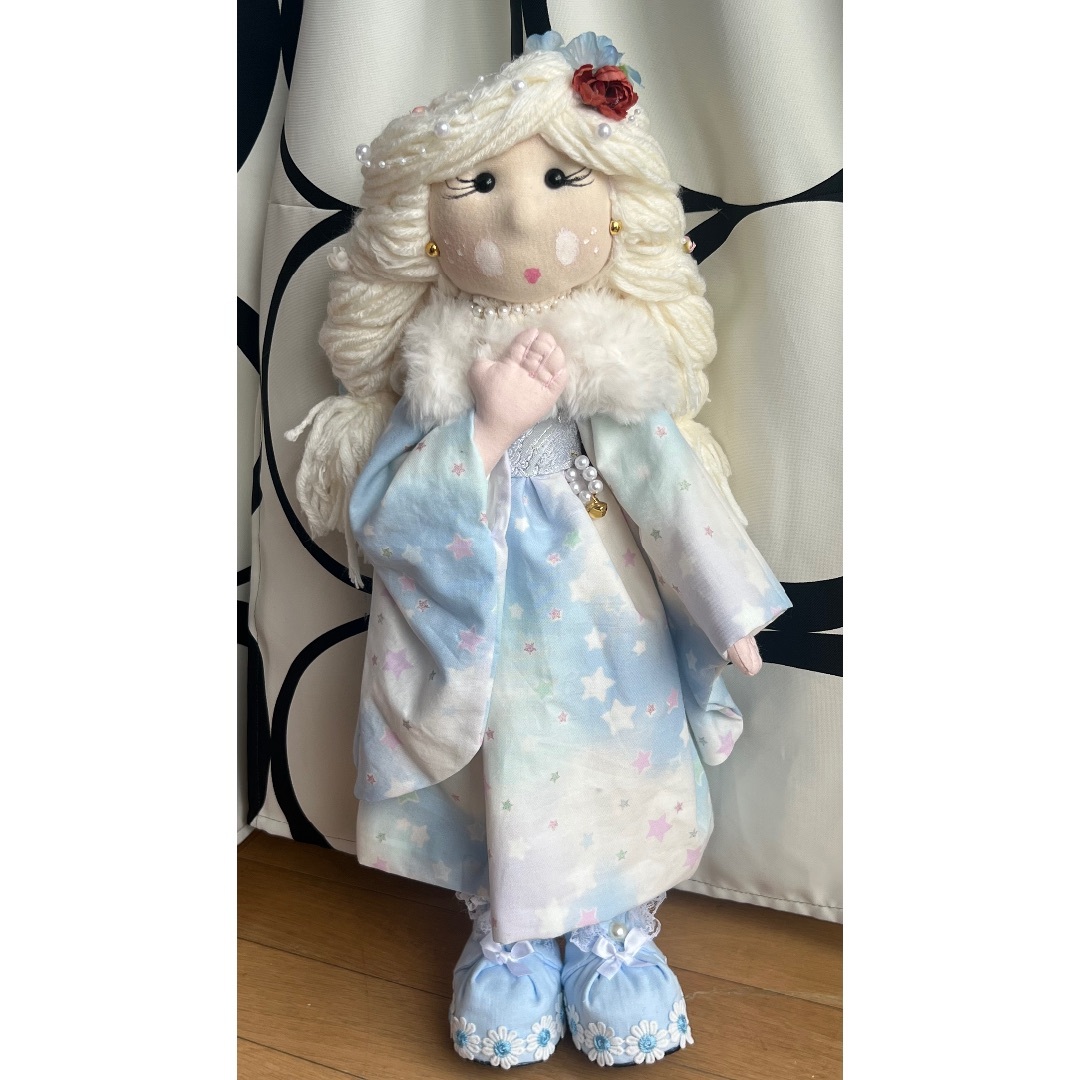 ハンドメイド 人形 着物風 女の子 ハンドメイドのぬいぐるみ/人形(人形)の商品写真