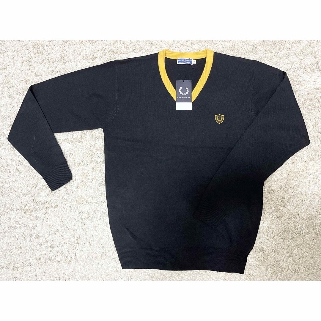 FRED PERRY(フレッドペリー)の本日限定値下げ【タグ付き】フレッドペリーFred Perry / M /ニット メンズのトップス(ニット/セーター)の商品写真