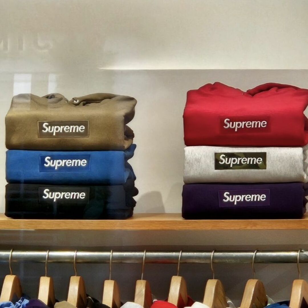 Supreme(シュプリーム)のSupreme Box Logo Hooded Sweatshirt M メンズのトップス(パーカー)の商品写真