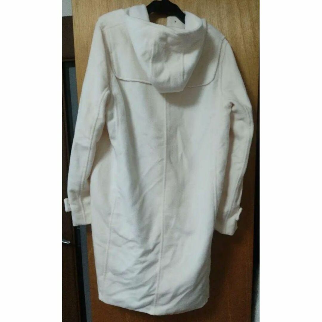 ViS(ヴィス)の白　ホワイト　ダッフルコート　ロング レディースのジャケット/アウター(ダッフルコート)の商品写真