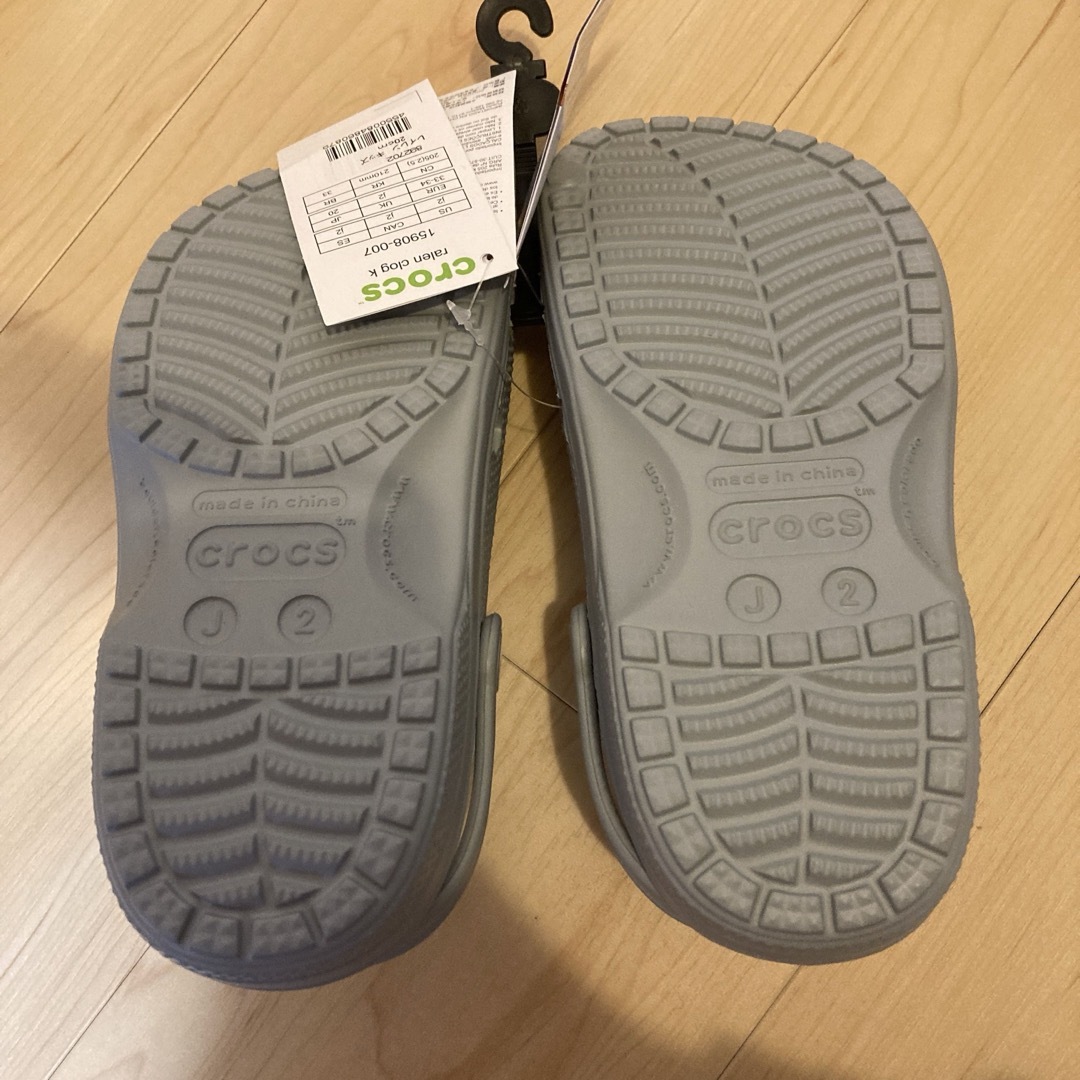 crocs(クロックス)のクロックス　20  レイレンキッズ　20 グレー  キッズ/ベビー/マタニティのキッズ靴/シューズ(15cm~)(サンダル)の商品写真