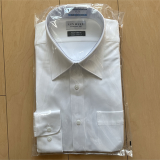 アオキ(AOKI)のノンアイロンストレッチシャツ　白　Mサイズ　⭐︎複数枚購入で割引⭐︎(シャツ)