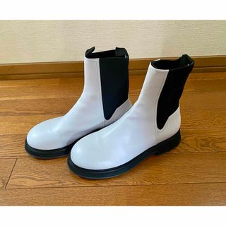 ニナリッチ 靴/シューズ（ホワイト/白色系）の通販 26点 | NINA RICCI