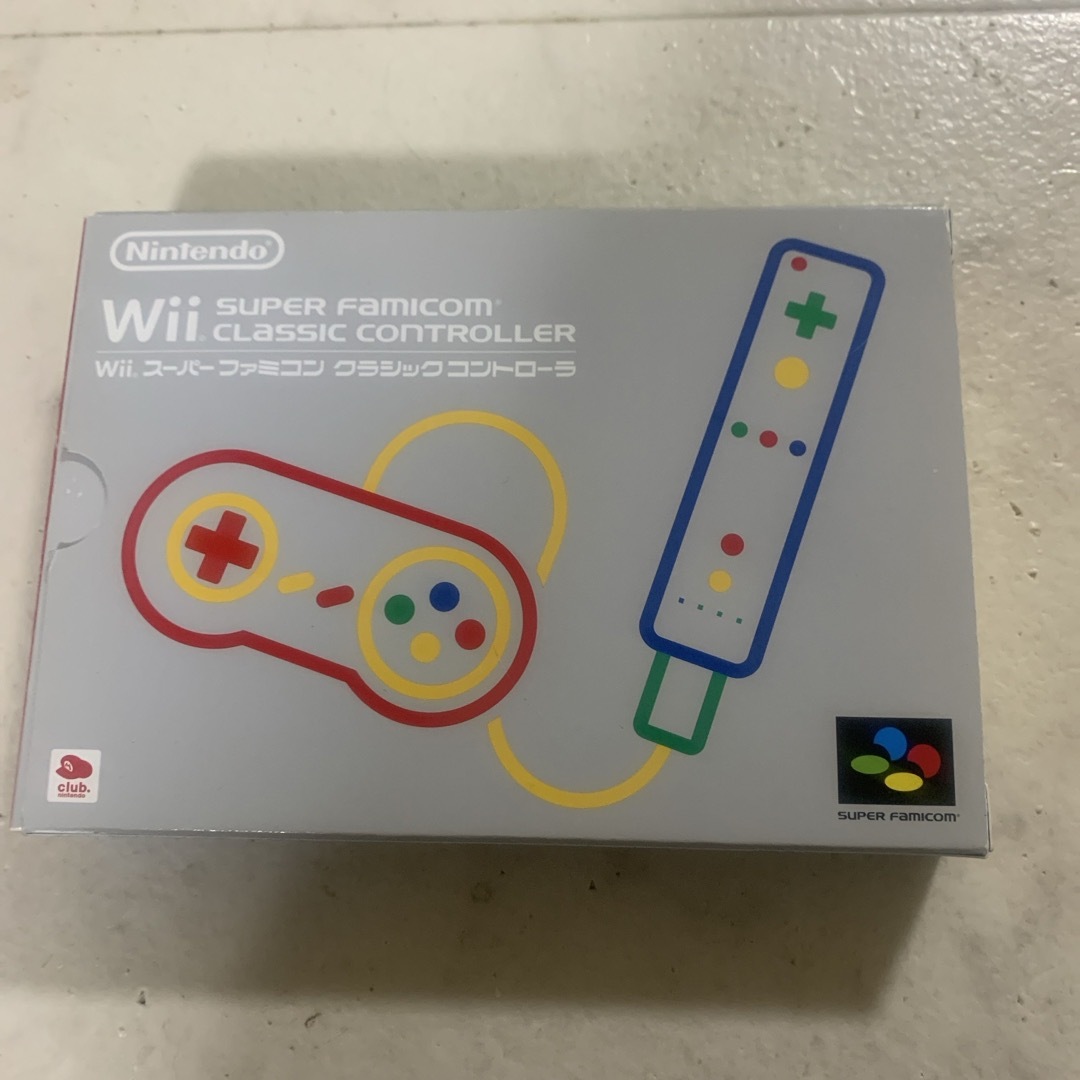 Wii(ウィー)のWiiスーパーファミコン　クラシックコントローラー エンタメ/ホビーのゲームソフト/ゲーム機本体(家庭用ゲーム機本体)の商品写真