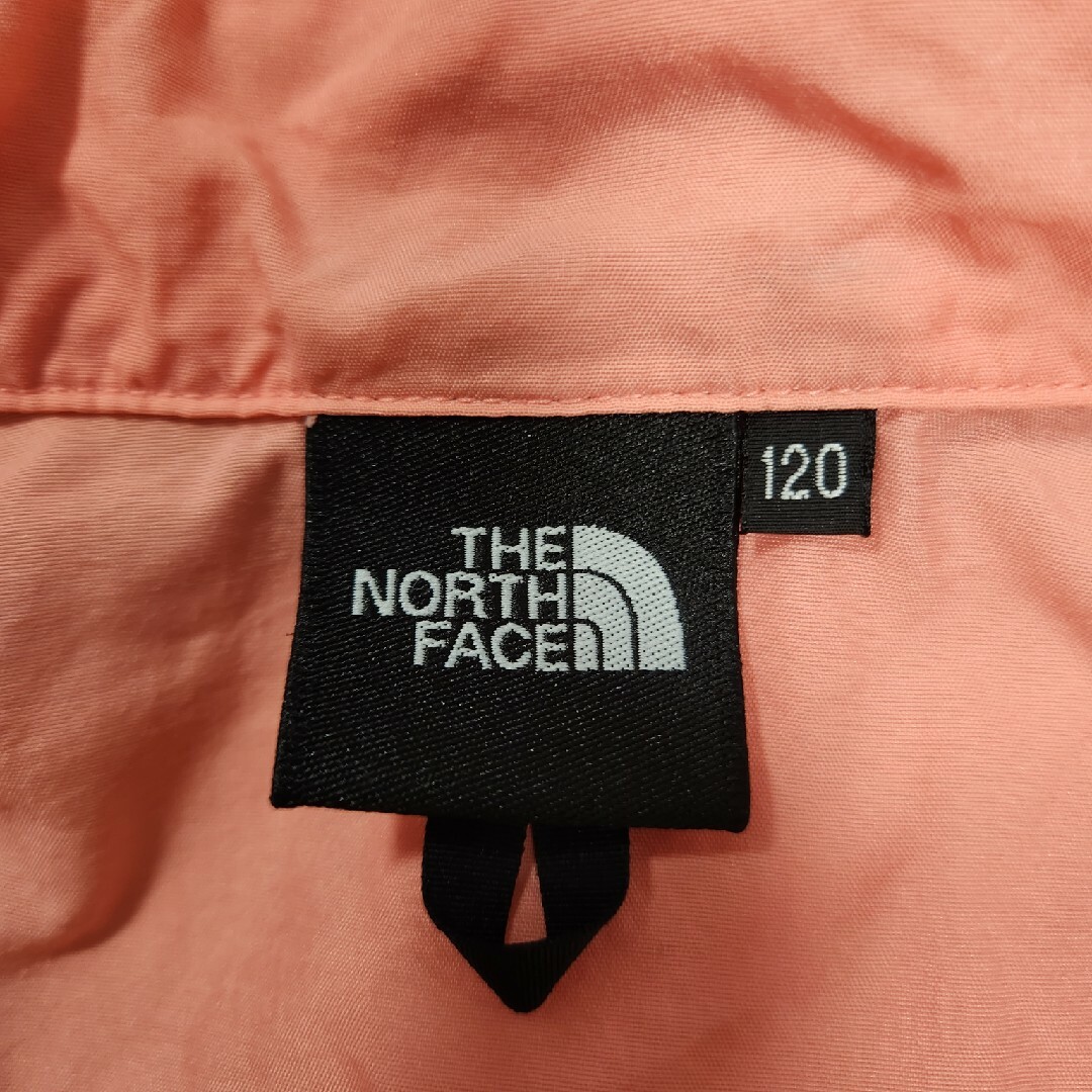 THE NORTH FACE(ザノースフェイス)のノースフェイス　ウインドブレーカー　120 キッズ/ベビー/マタニティのキッズ服女の子用(90cm~)(ジャケット/上着)の商品写真