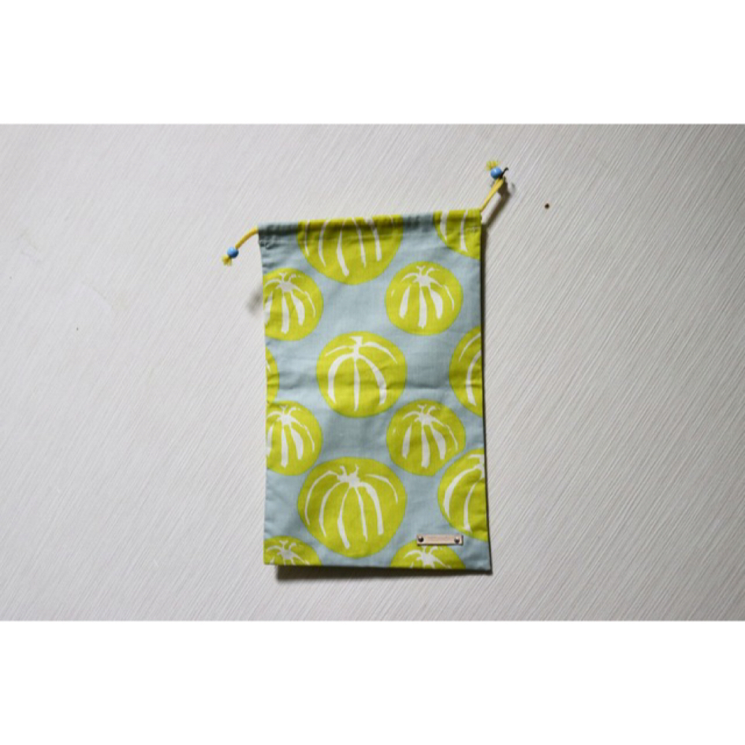 巾着袋 (水玉･蜜柑)　M 綿生地　NiLco≒de ハンドメイドのファッション小物(バッグ)の商品写真