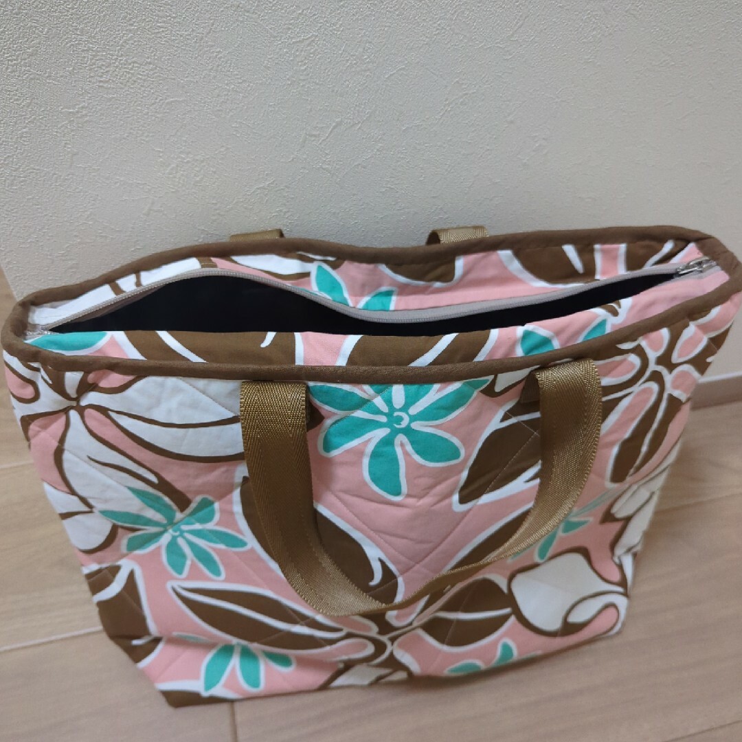 ハワイアン　トートバッグ レディースのバッグ(トートバッグ)の商品写真