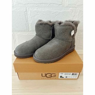 アグ(UGG)の新品 UGG Mini Baily Button グレー 6 23cm(ブーツ)