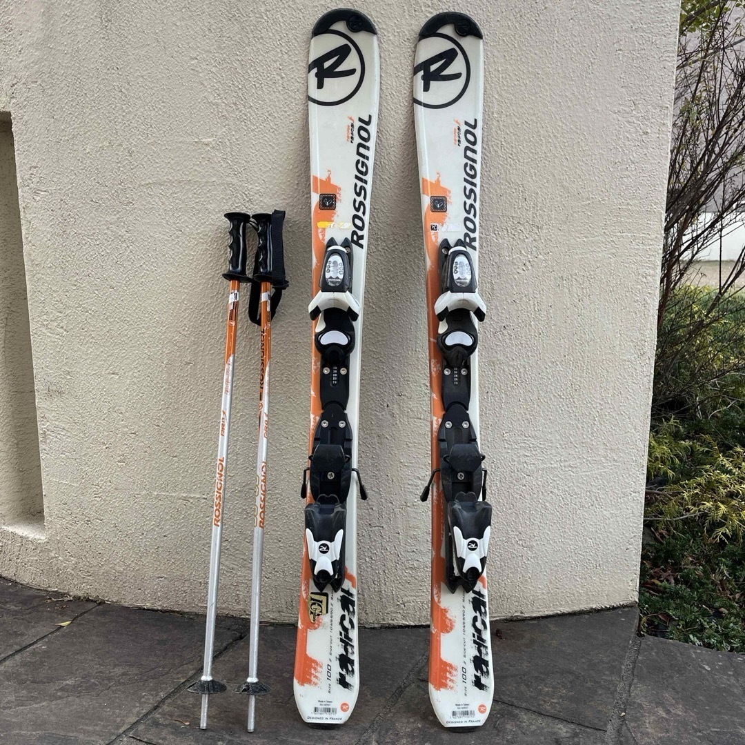 ROSSIGNOL(ロシニョール)のスキー板　ストック　スキー　一式　スキーストック　ジュニア　ロシニョール　子ども スポーツ/アウトドアのスキー(板)の商品写真