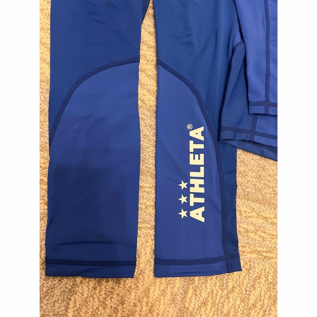 ATHLETA(アスレタ)のアスレタ　パワーインナーシャツ＆パンツ　150 ブルー スポーツ/アウトドアのサッカー/フットサル(ウェア)の商品写真