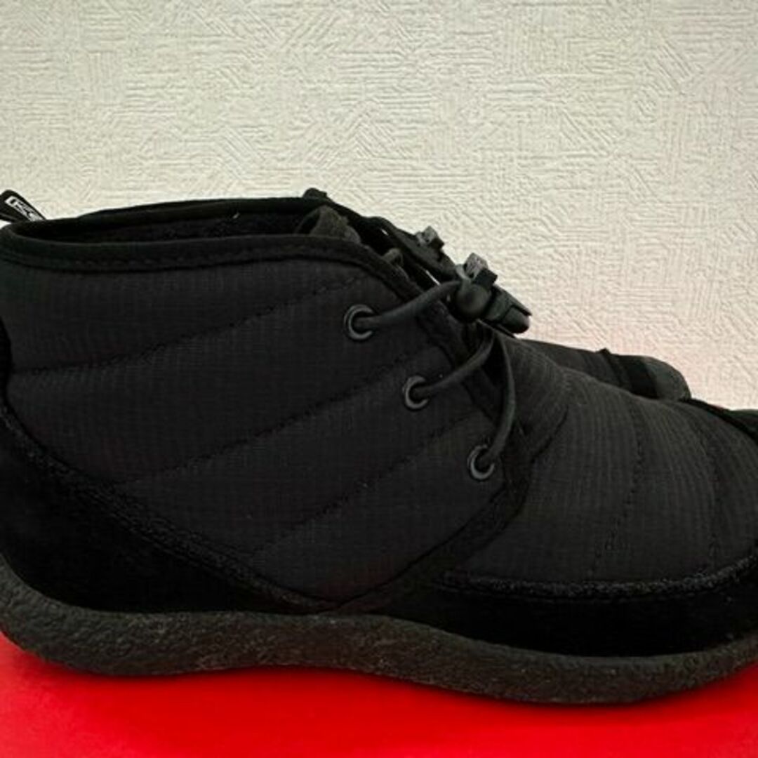 KEEN(キーン)の《定番》キーン KEEN スニーカー ハウザー ツー チャッカ W 24.0cm レディースの靴/シューズ(スニーカー)の商品写真