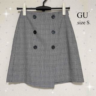 ジーユー(GU)の【GU】 タータンチェック柄＊飾りボタンスカート(ひざ丈スカート)
