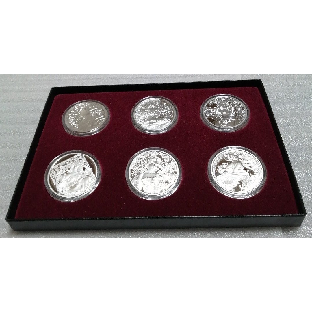 アルフォンス・ミュシャ 銀 ラウンド 純銀 銀貨 6枚セット プルーフ エンタメ/ホビーの美術品/アンティーク(貨幣)の商品写真