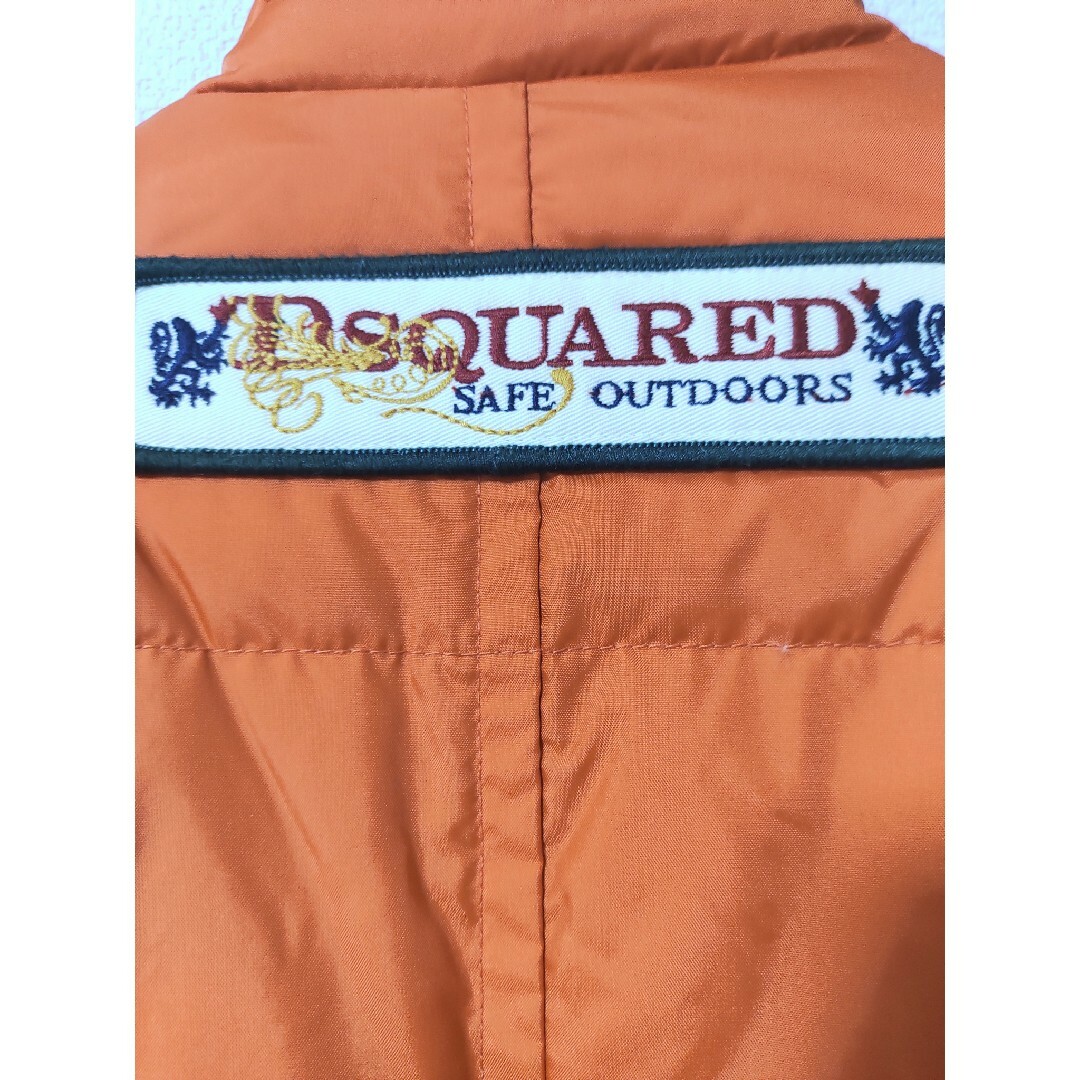 DSQUARED2(ディースクエアード)の【ディースクエアード】ダウンジャケット　サイズ40　オレンジ レディースのジャケット/アウター(ダウンジャケット)の商品写真