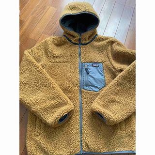 パタゴニア(patagonia)のPatagonia キッズリバーシブルボアダウンジャケット(ダウンジャケット)