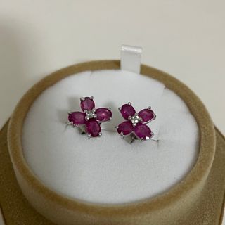 ルビーK18WGピアス(ピアス)