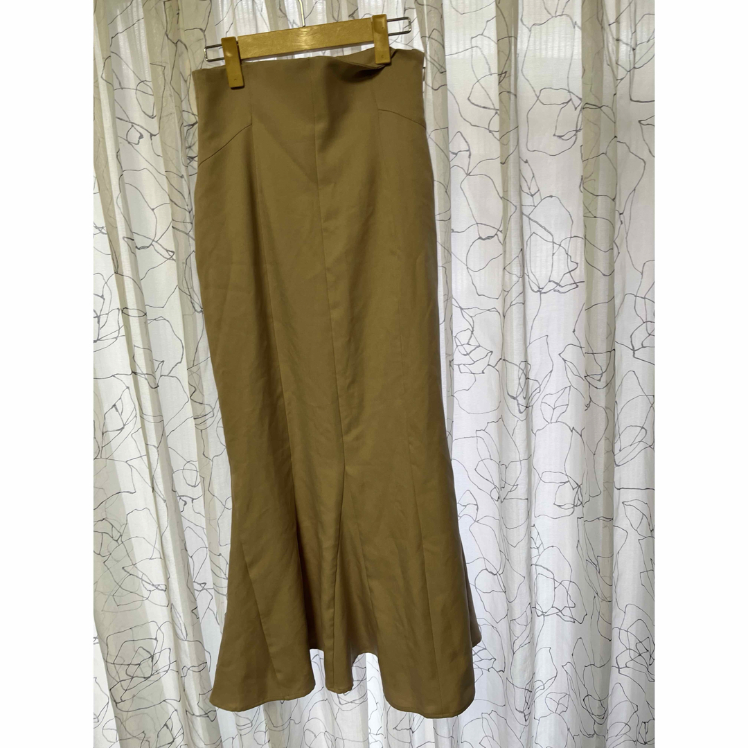 COCO DEAL(ココディール)のCOCO DEAL スカート　ベージュ　サイズ1  レディースのスカート(ロングスカート)の商品写真