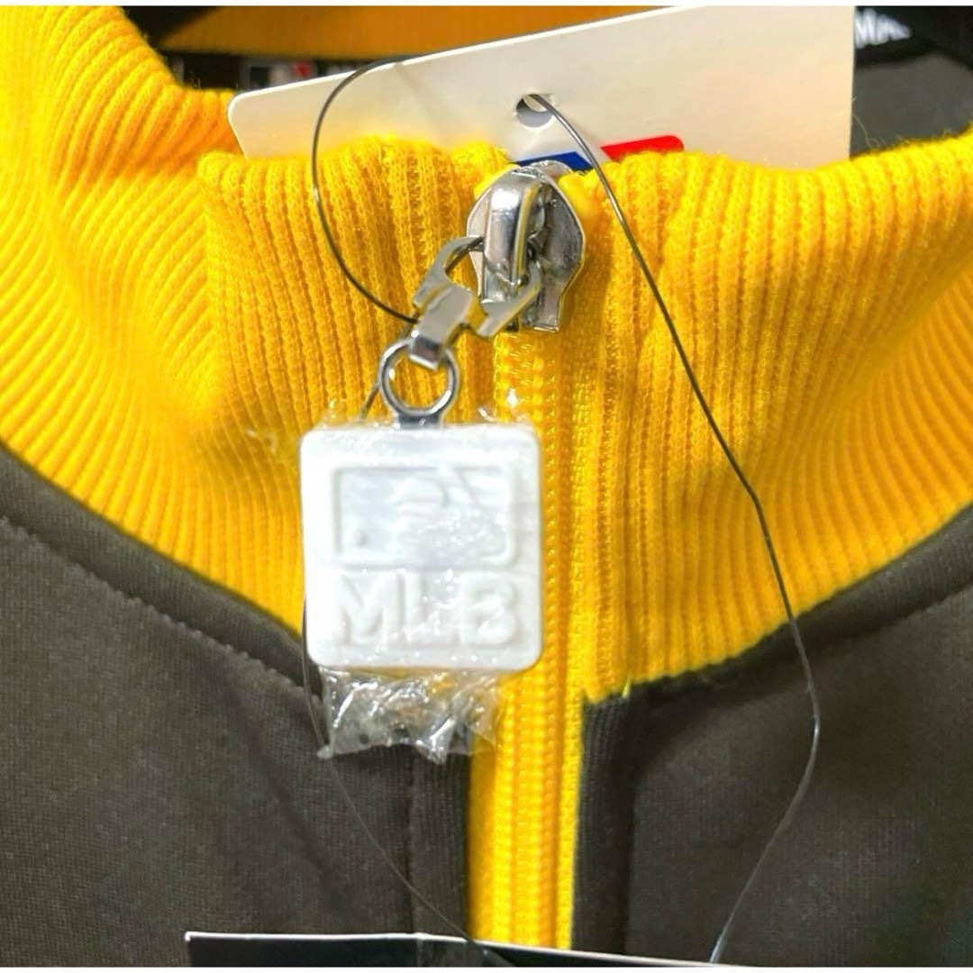 MLB(メジャーリーグベースボール)のMLB パドレス　トラックジャケット　長袖　ジャージ　刺繍ロゴ　ダルビッシュ メンズのジャケット/アウター(ブルゾン)の商品写真