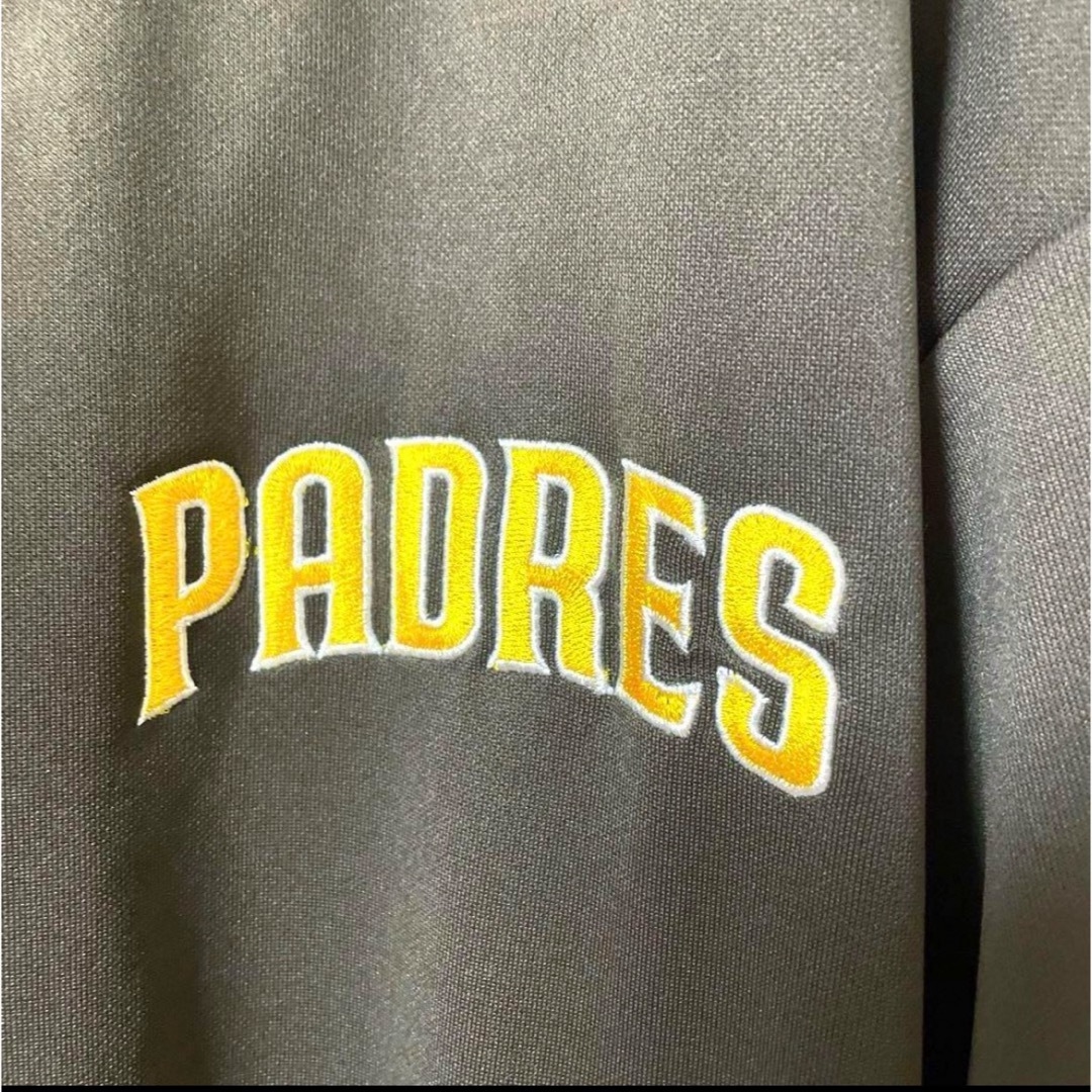 MLB(メジャーリーグベースボール)のMLB パドレス　トラックジャケット　長袖　ジャージ　刺繍ロゴ　ダルビッシュ メンズのジャケット/アウター(ブルゾン)の商品写真