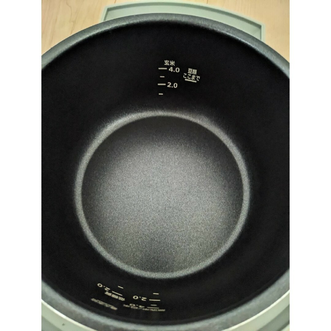 アイリスオーヤマ(アイリスオーヤマ)のアイリスオーヤマ　電気圧力鍋　調理家電　KPC-MA3-G スマホ/家電/カメラの調理家電(調理機器)の商品写真