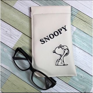 スヌーピー(SNOOPY)のメガネケース(サングラス/メガネ)