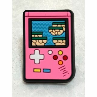 新品/ラバーピンバッジ　携帯ゲーム/ピンバッチ　ピンバッヂ　お洒落カワイイ(その他)