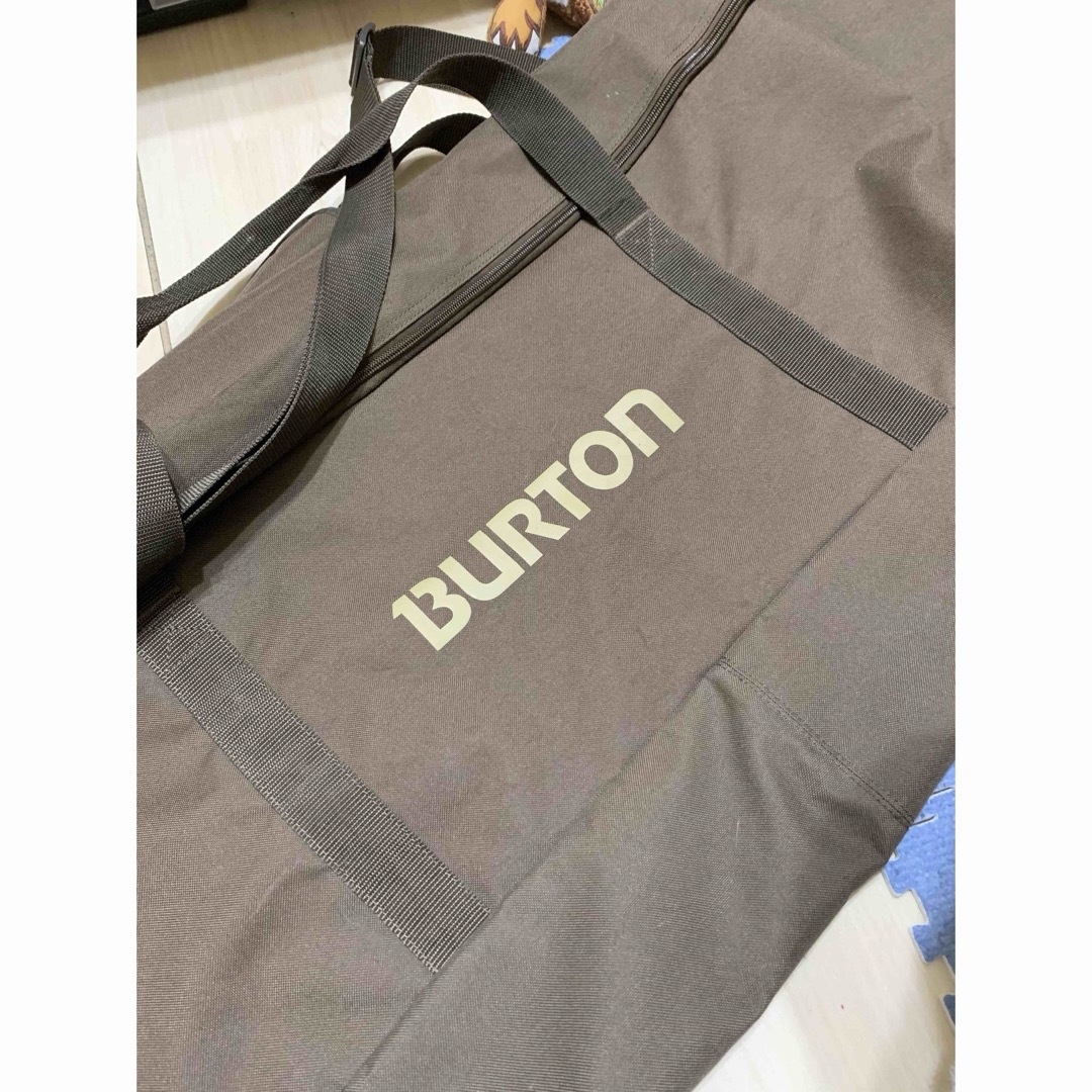 BURTON(バートン)のバートン　ボードケース　brown 156 スポーツ/アウトドアのスノーボード(バッグ)の商品写真