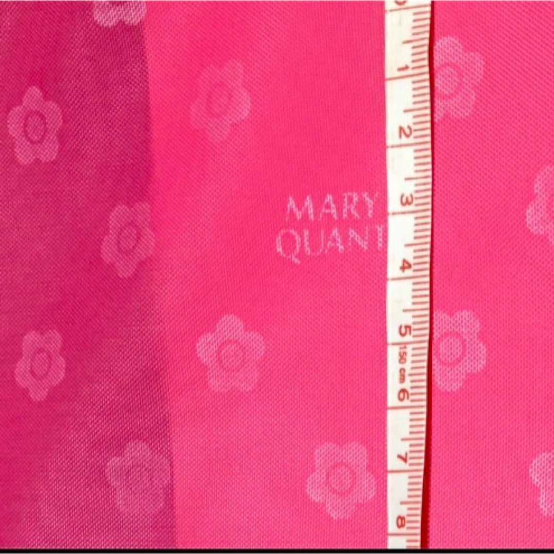 MARY QUANT(マリークワント)の★新品★マリークワント「MARYQUANT」布地★淡いピンク★デイジー柄とロゴ① ハンドメイドの素材/材料(生地/糸)の商品写真