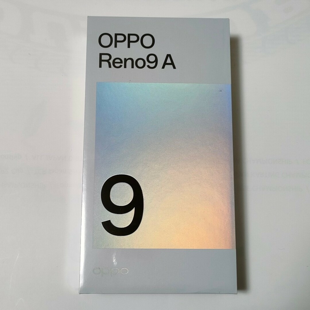 OPPO(オッポ)のOPPO Reno9A ムーンホワイト 新品未開封 スマホ/家電/カメラのスマートフォン/携帯電話(スマートフォン本体)の商品写真