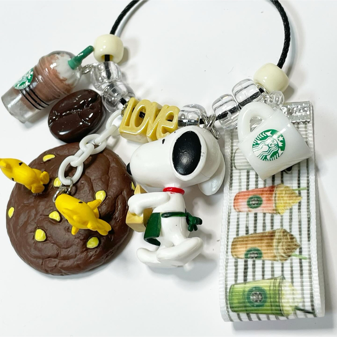 SNOOPY(スヌーピー)のクッキー🍪とコーヒー☕️で✨ 一緒におしゃべりしよう🐥🐶🐥 キーホルダー✨  ハンドメイドのアクセサリー(キーホルダー/ストラップ)の商品写真