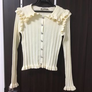 ザラ(ZARA)の⭐️お値下げしました⭐️ZARA フリル　カーディガン　(美品)(カーディガン)