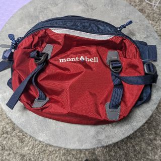 モンベル(mont bell)の【未使用】mont・bell  モンベル　トレールランバーパック4(登山用品)