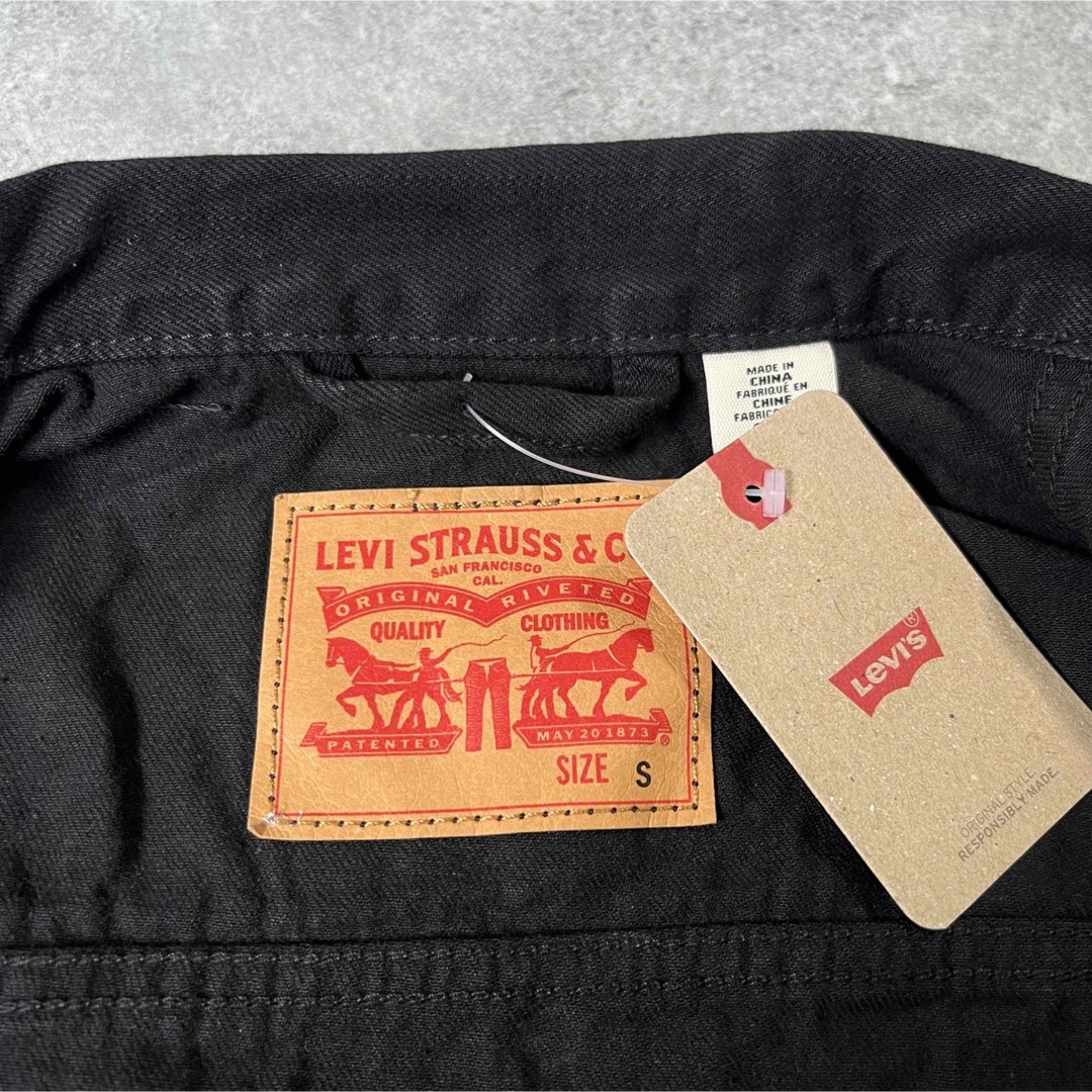 Levi's(リーバイス)の[Sサイズ]  Levis ブラック デニム カットオフベスト 山田蓮 メンズのトップス(ベスト)の商品写真