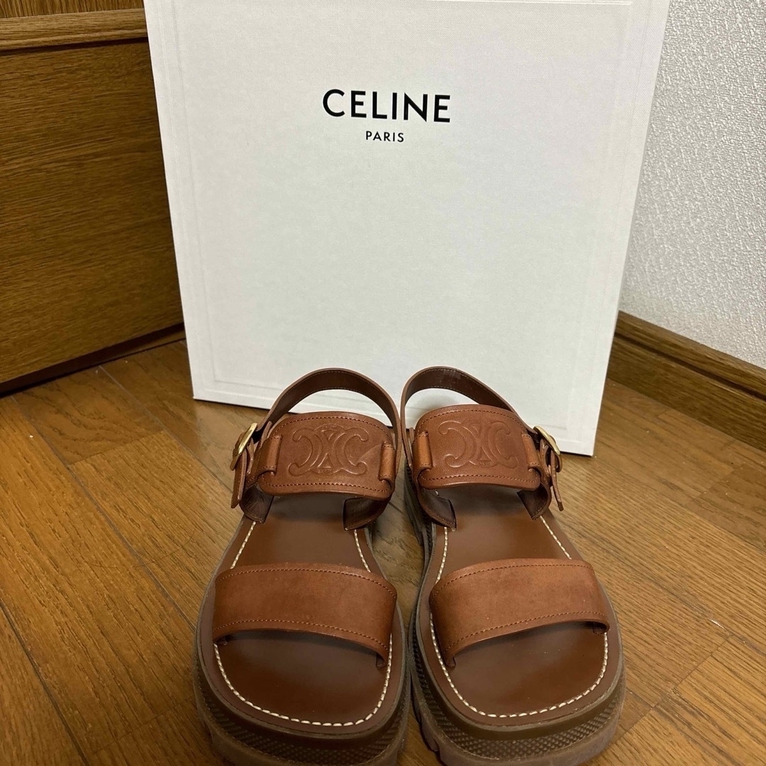 celine(セリーヌ)の【ゆぅこ様専用です！】CELINE セリーヌ　サンダル レディースの靴/シューズ(サンダル)の商品写真