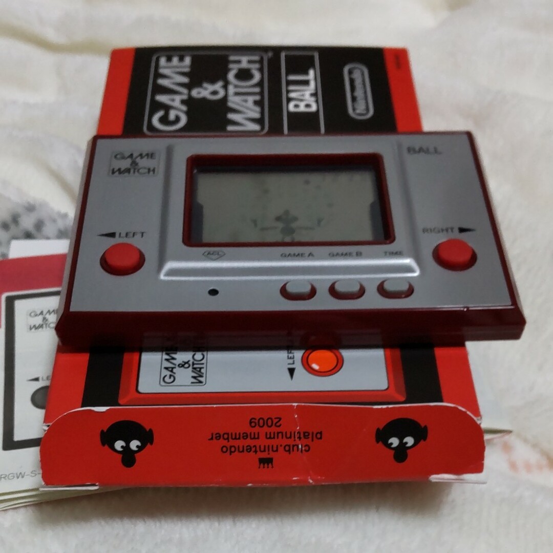 ゲームウオッチ　ボール　GAME&WATCH BALL  復刻版 エンタメ/ホビーのゲームソフト/ゲーム機本体(携帯用ゲーム機本体)の商品写真