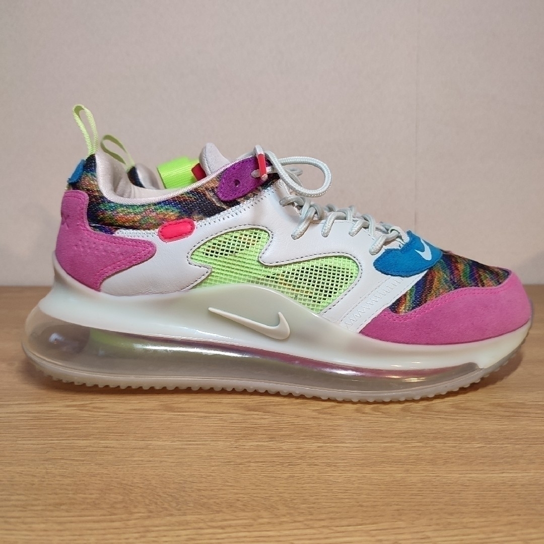 NIKE AIRMAX 720 OBJ 