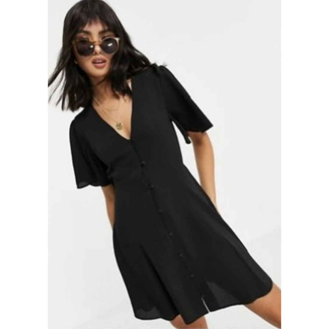 asos(エイソス)のASOS  美シルエットなBLACK シンプルAライン調ワンピース　バックリボン レディースのワンピース(ひざ丈ワンピース)の商品写真