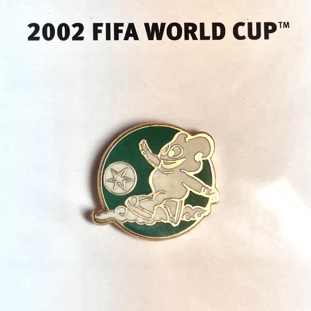 🔴2002年サッカー日韓大会記念ピンバッジ⭐️マスコットキャラクター5点セット スポーツ/アウトドアのサッカー/フットサル(記念品/関連グッズ)の商品写真