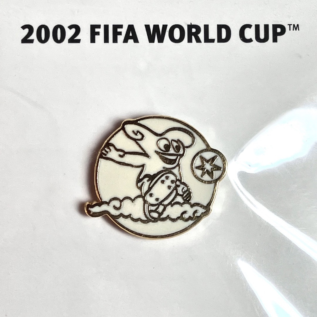 🔴2002年サッカー日韓大会記念ピンバッジ⭐️マスコットキャラクター5点セット スポーツ/アウトドアのサッカー/フットサル(記念品/関連グッズ)の商品写真