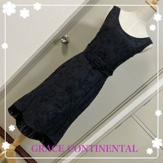 グレースコンチネンタル(GRACE CONTINENTAL)の超美品GRACE CONTINENTALのレディなブラックドレス⭐️(ミディアムドレス)